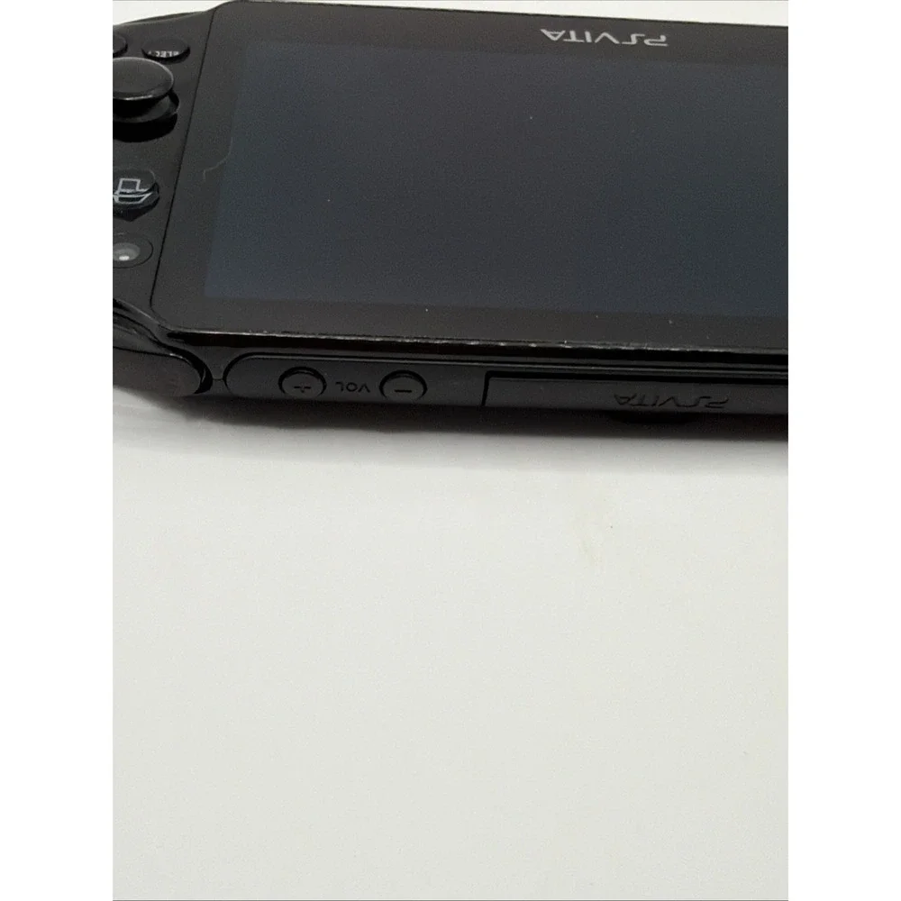Sony PlayStation Vita Slim PS VITA Pch-2000 Black Console W/ 8GB Memory Card